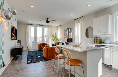 Whitebridge House | Eclectic Charm - 2 Rooftop Decks - The Nations
