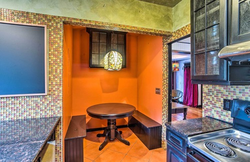 Five Points House | Eclectic Pet-Friendly Jacksonville Home - 2 Mi DT!