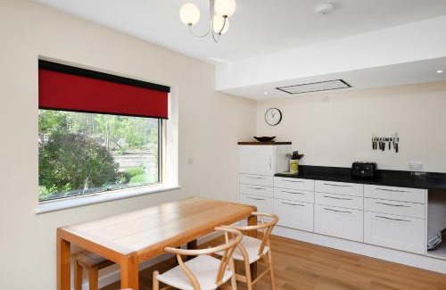 Newark upon Trent House | Eco 2-Bed Bungalow with Biodiverse Garden & Solar