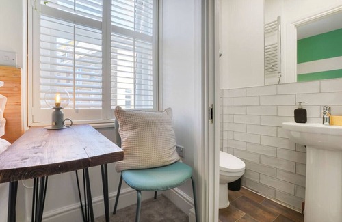 Folkestone Apartment | Eco Aparthotel - Leas Studio