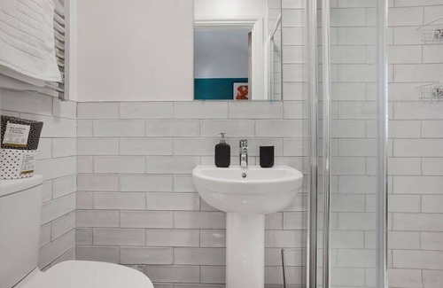 Folkestone Apartment | Eco Aparthotel - Leas Studio