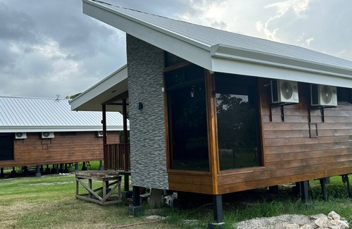 Lepanto Cabin | Eco Casa Mango#10 Charming 2-bedroom cabin with AC, WiFi in enjoyable Lepanto