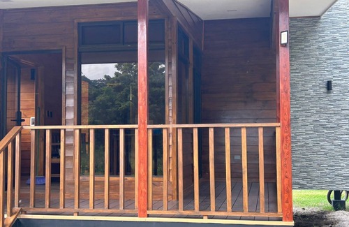 Lepanto Cabin | Eco Casa Mango#10 Charming 2-bedroom cabin with AC, WiFi in enjoyable Lepanto