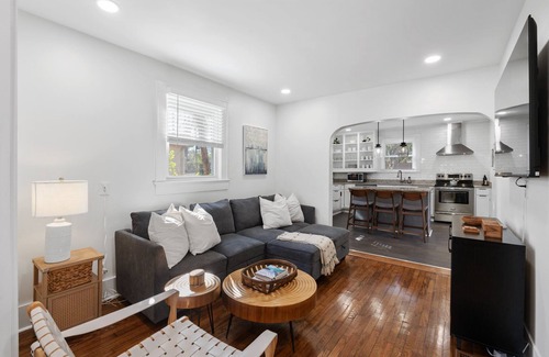 Sans Souci House | Eco-Chic Bungalow Near Downtown, Parks & Greenways