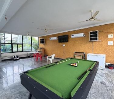 Hyderabad Hotel | Eco Farmville