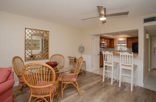St. Petersburg Condo | Eco Friendly Condo on Florida's Gulf Coast. Come stay at our beautiful condo.nn