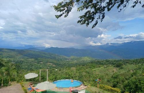 Villeta Hotel | Eco Ortalis Cabañas