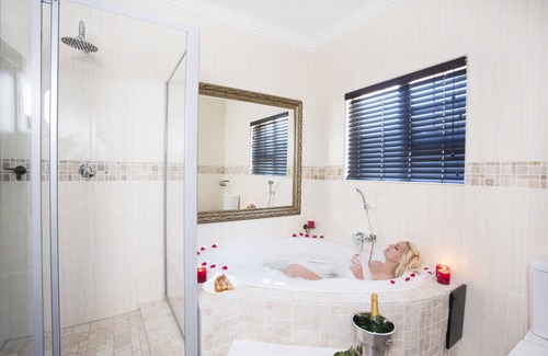 Zwartkop House | Eco Park Lodge