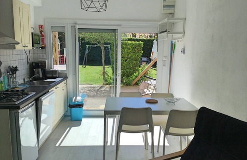 Saint-Palais-sur-Mer Cottage | Eco-responsible apartment with terrace 100 m from the sea