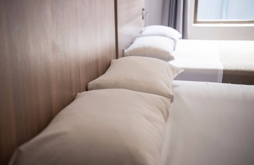Kempton Park House | Ecomotel Kempton Park