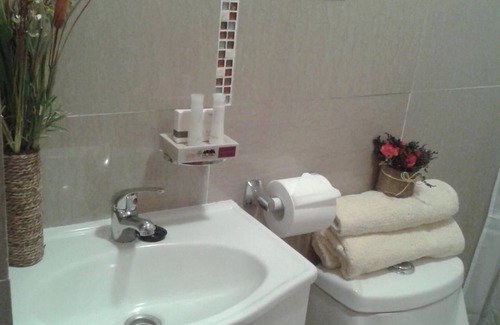 Cerro Alegre Hotel | Ecomusic Hotel