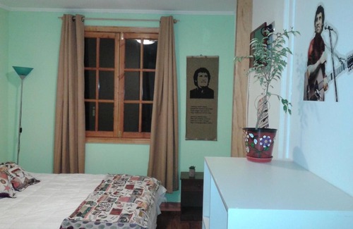 Cerro Alegre Hotel | Ecomusic Hotel