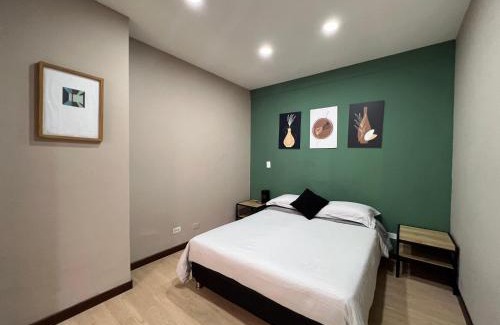 La Aguacatala Apartment | Económico alojamiento en Medellín por días - A102 By Roots Rentals