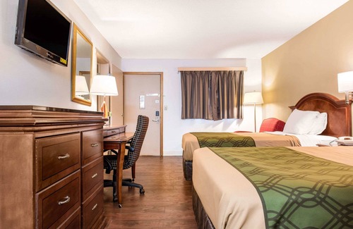 Holland Hotel | Econo Lodge Airport - Holland