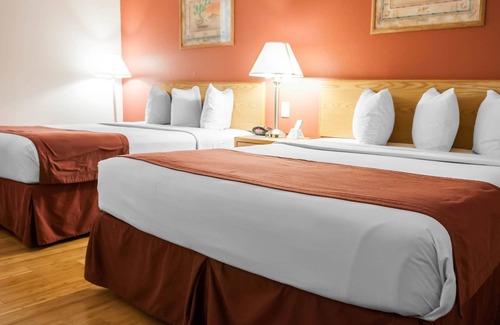 West Old Town Hotel | Econo Lodge Albuquerque Old Town