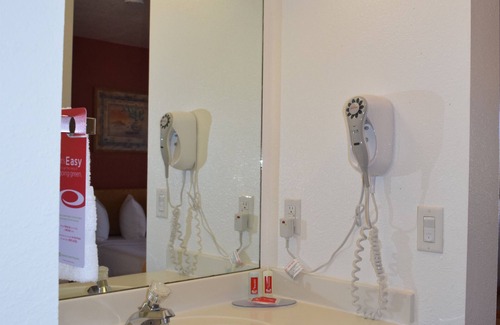 West Old Town Hotel | Econo Lodge Albuquerque Old Town
