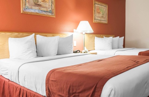 West Old Town Hotel | Econo Lodge Albuquerque Old Town