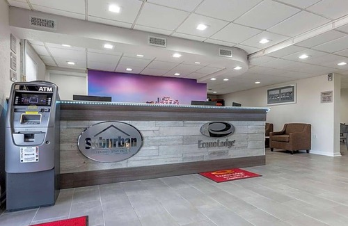 Red Hill Hotel | Econo Lodge at the University