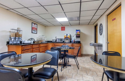 Tyner Hotel | Econo Lodge Chattanooga Northeast - Ooltewah