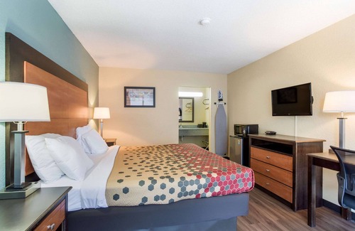 Gallatin Hotel | Econo Lodge Gallatin - Metro Nashville