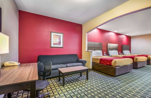 Horn Lake Hotel | Econo Lodge Inn & Suites Horn Lake - Southhaven