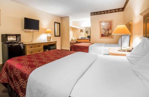Kalispell Hotel | Econo Lodge Inn & Suites Kalispell - Glacier National Park Gateway
