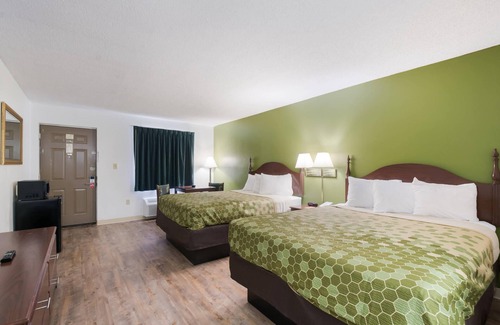 Knoxville Hotel | Econo Lodge Inn & Suites Knoxville East