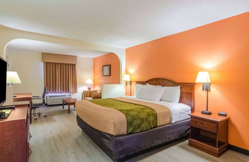 Gulfport Hotel | Econo Lodge Inn & Suites