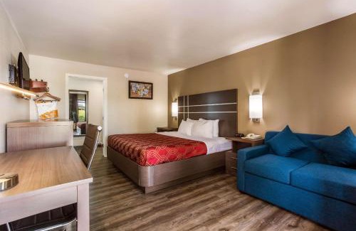 Murfreesboro Hotel | Econo Lodge Inn & Suites Murfreesboro Shopping District