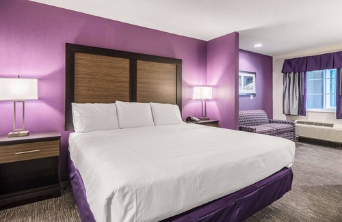 North Little Rock Hotel | Econo Lodge Inn & Suites North Little Rock near Riverfront
