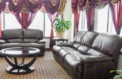 North Kansas City Hotel | Econo Lodge Kansas City Downtown North
