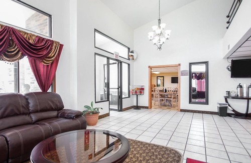North Kansas City Hotel | Econo Lodge Kansas City Downtown North
