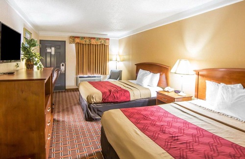 Knoxville Hotel | Econo Lodge Knoxville North
