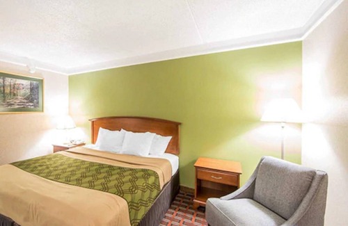 Knoxville Hotel | Econo Lodge Knoxville North