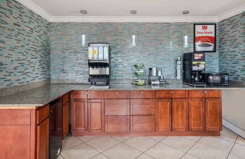 Lake Charles Hotel | Econo Lodge Lake Charles University Area