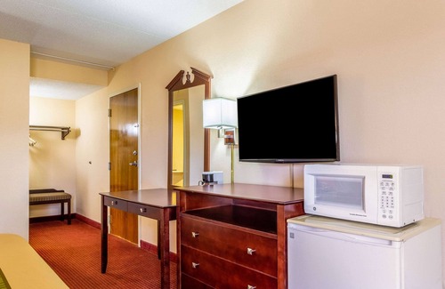 Rocky Top Hotel | Econo Lodge Rocky Top
