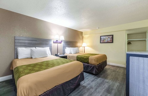 San Marcos Hotel | Econo Lodge San Marcos University Area