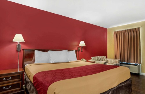 Union City Hotel | Econo Lodge Union City - Atlanta South