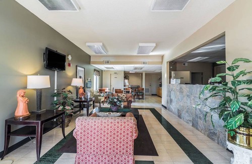 Athens Hotel | Econo Lodge