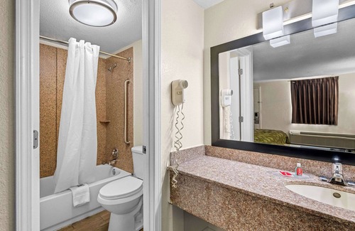 Blountville Hotel | Econo Lodge
