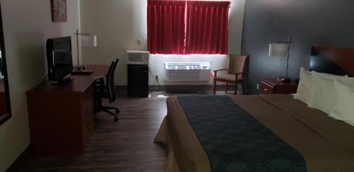 Southwest Area Cabin | Econo Lodge