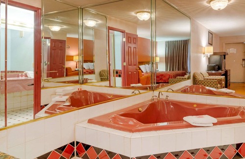Decatur Hotel | Econo Lodge