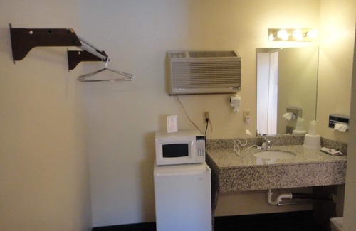 East Las Vegas Hotel | Econo Lodge