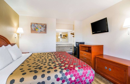 Lebanon Hotel | Econo Lodge
