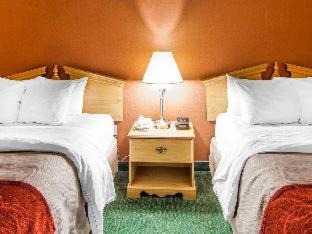 Newport Cabin | Econo Lodge