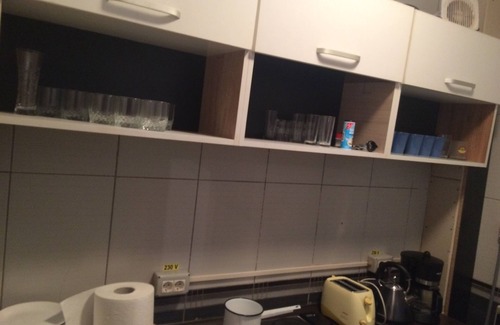 Bucharest Villa | ECONOMY DOUBLE ROOM WITH PRIVATE BATHROOM - ROOM NR 4