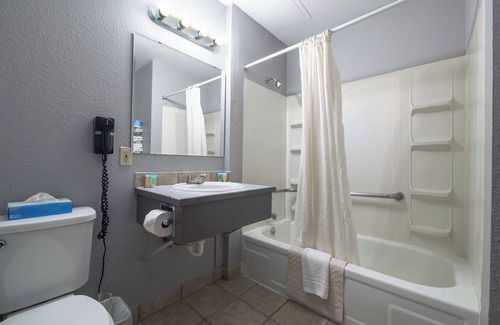 Auburn Hotel | Economy Inn Auburn