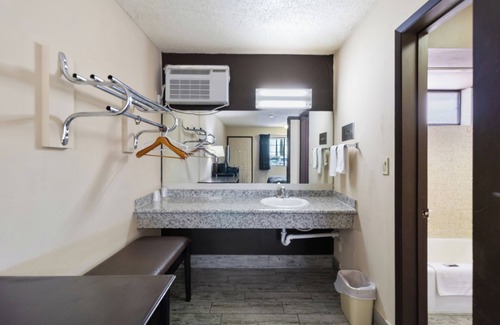 Barstow Hotel | Economy Inn Barstow