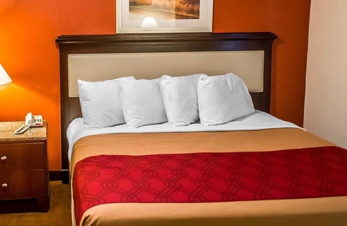 Warren Hotel | Economy Inn & Suites