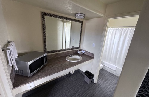 Santa Maria Hotel | ECONOMY INN